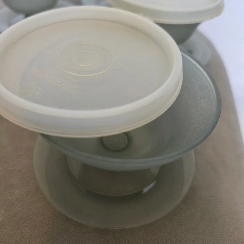Vintage Tupperware Smoky Gray Footed Dessert Sherbet Cups with Lids Set of 4 733